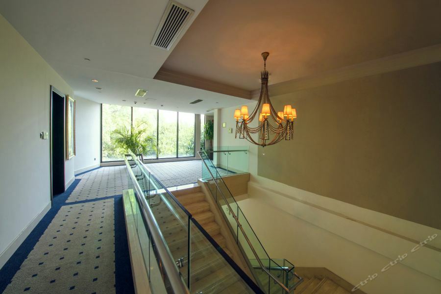 G.garden Hotel 3*